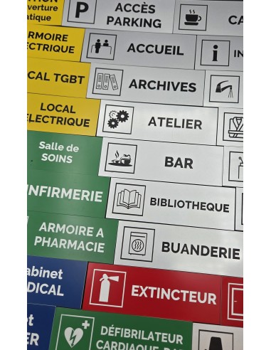 Plaque gravée " ARCHIVES "